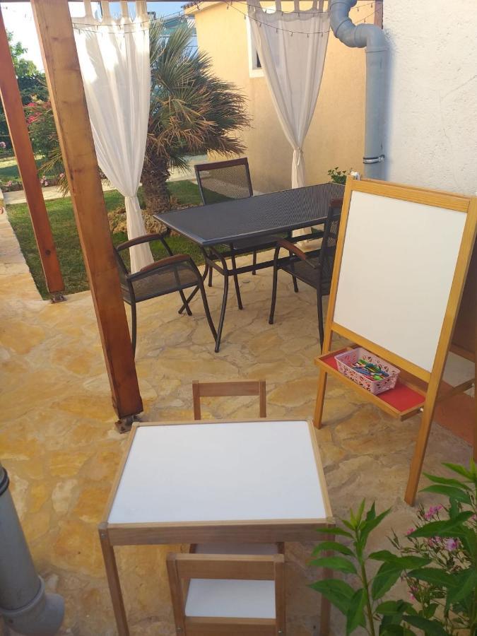 Apartments Lolo Privlaka  Ngoại thất bức ảnh